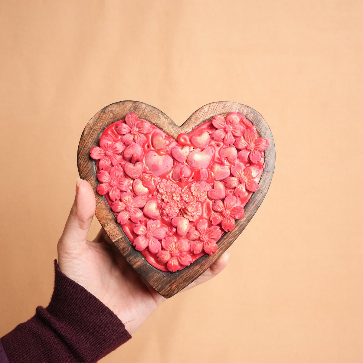 Wooden Heart Candle – Natural Romantic Candle Décor | Artecasa - https://artecasa.in/