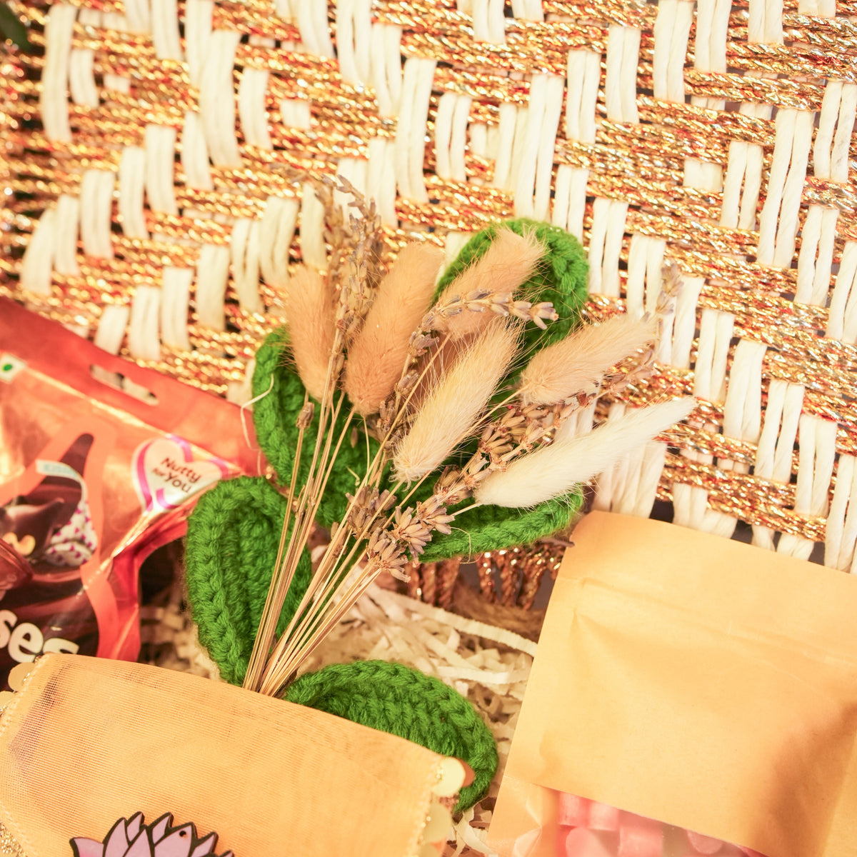 Golden Grace Gift Basket - https://artecasa.in/