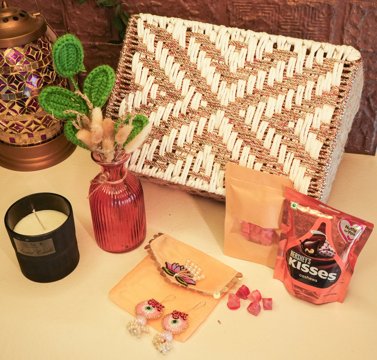 Golden Grace Gift Basket - https://artecasa.in/