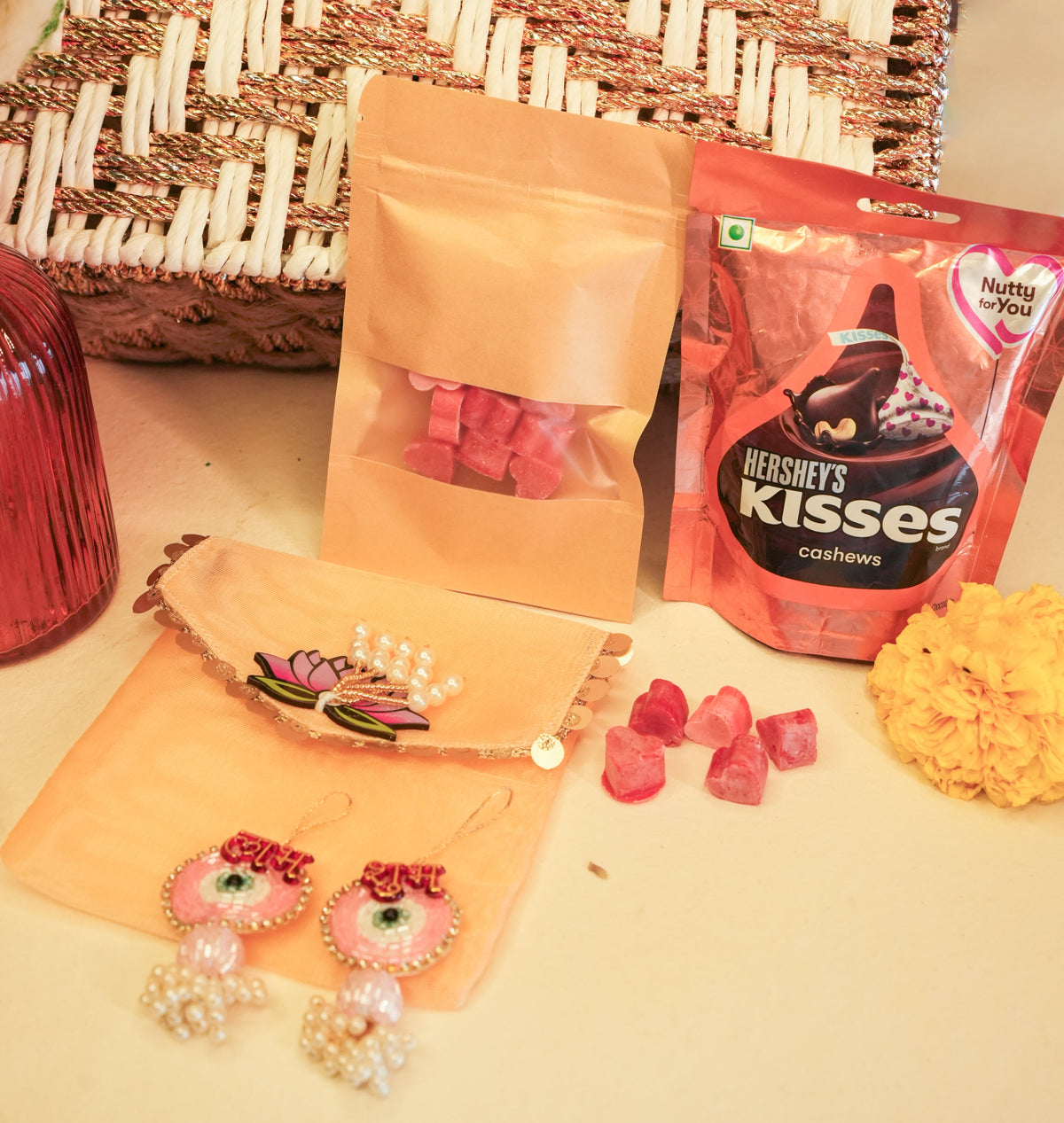 Golden Grace Gift Basket - https://artecasa.in/