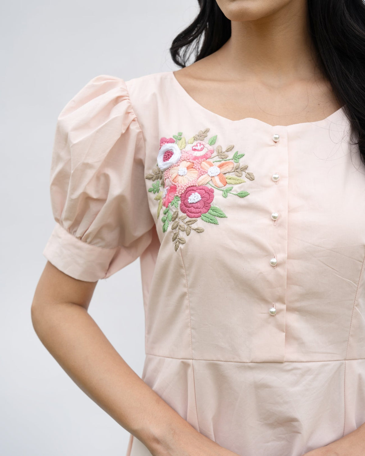 Taisha Hand-Embroidered Midi Dress – hand-embroidered 100% cotton – RASRA MAI