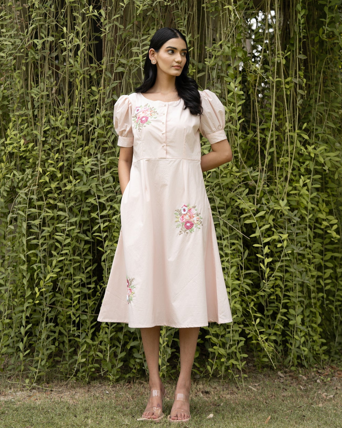 Taisha Hand-Embroidered Midi Dress – hand-embroidered 100% cotton – RASRA MAI