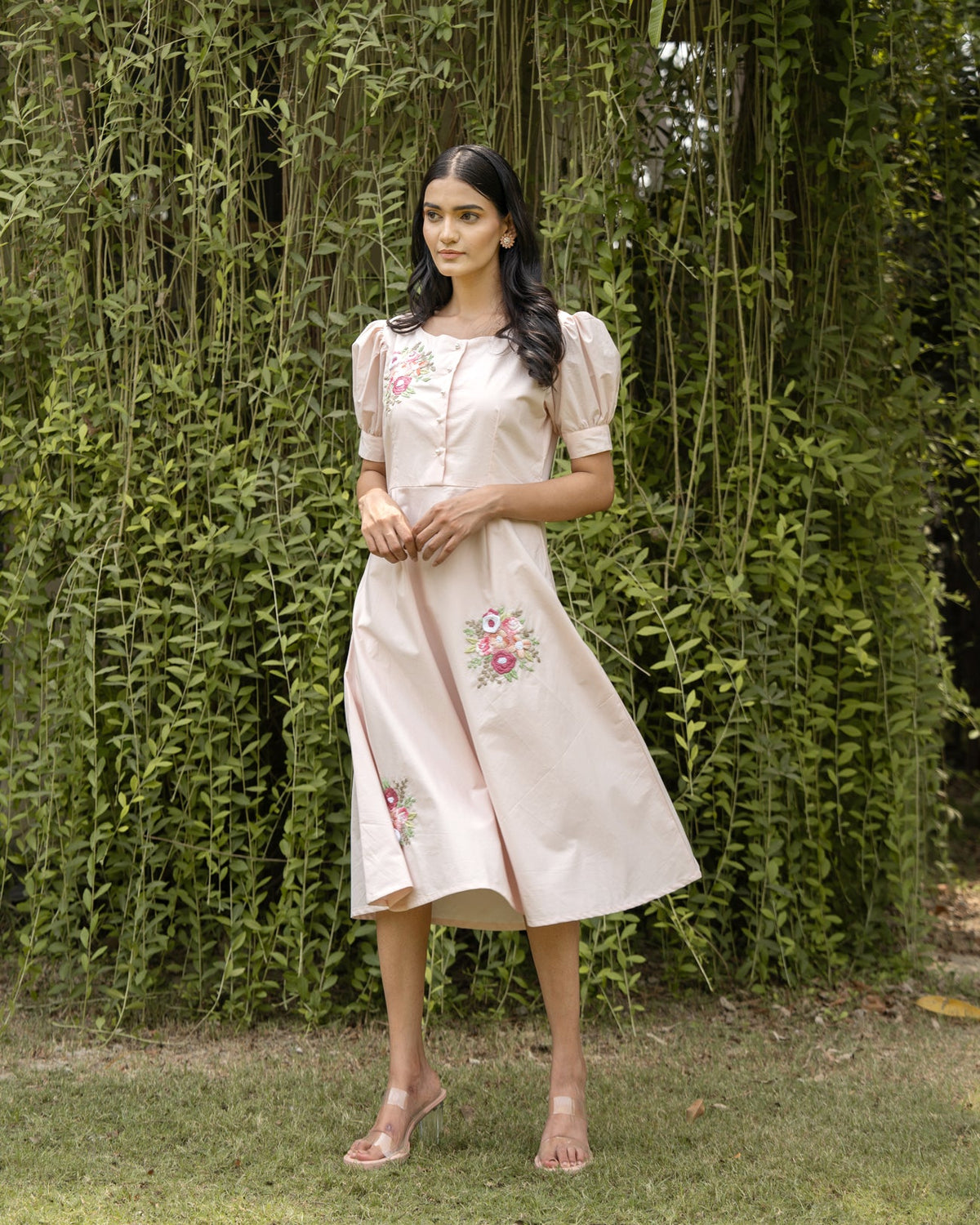 Taisha Hand-Embroidered Midi Dress – hand-embroidered 100% cotton – RASRA MAI