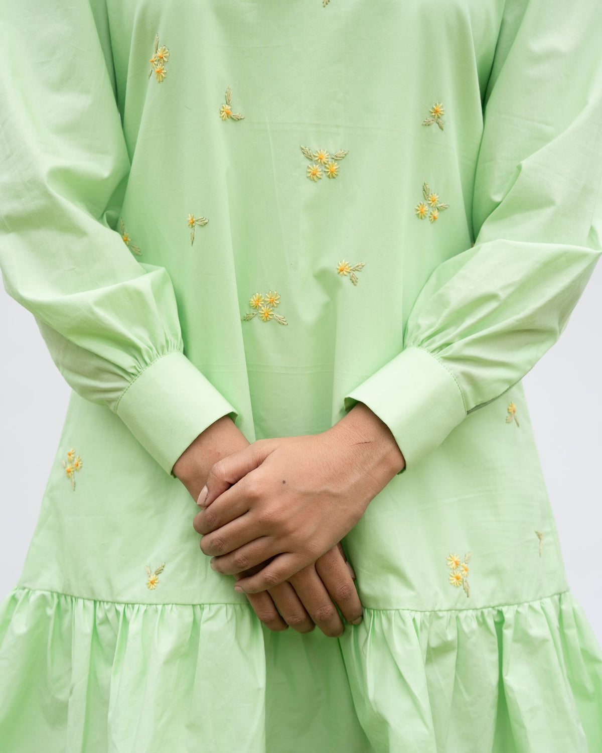 Arushi Hand-Embroidered Short Dress – hand-embroidered 100% cotton – RASRA MAI