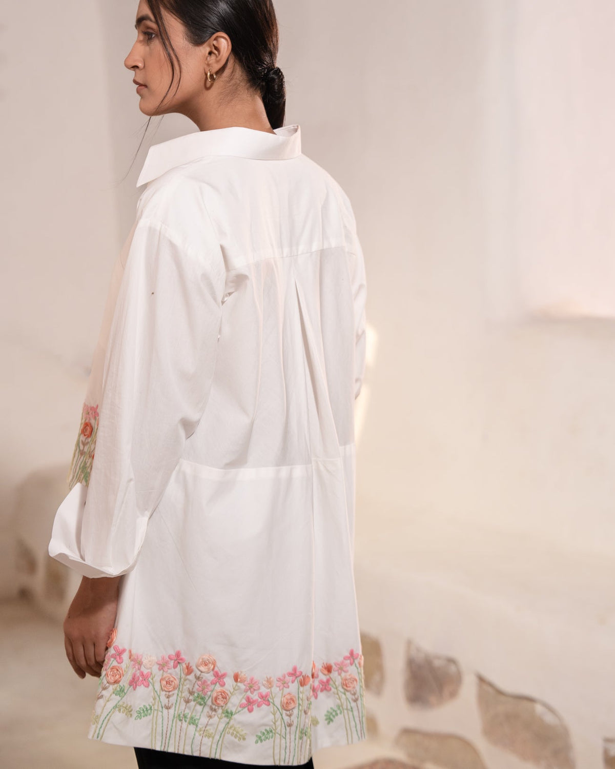 Maitreyi Hand-Embroidered Shirt – hand-embroidered 100% cotton – RASRA MAI