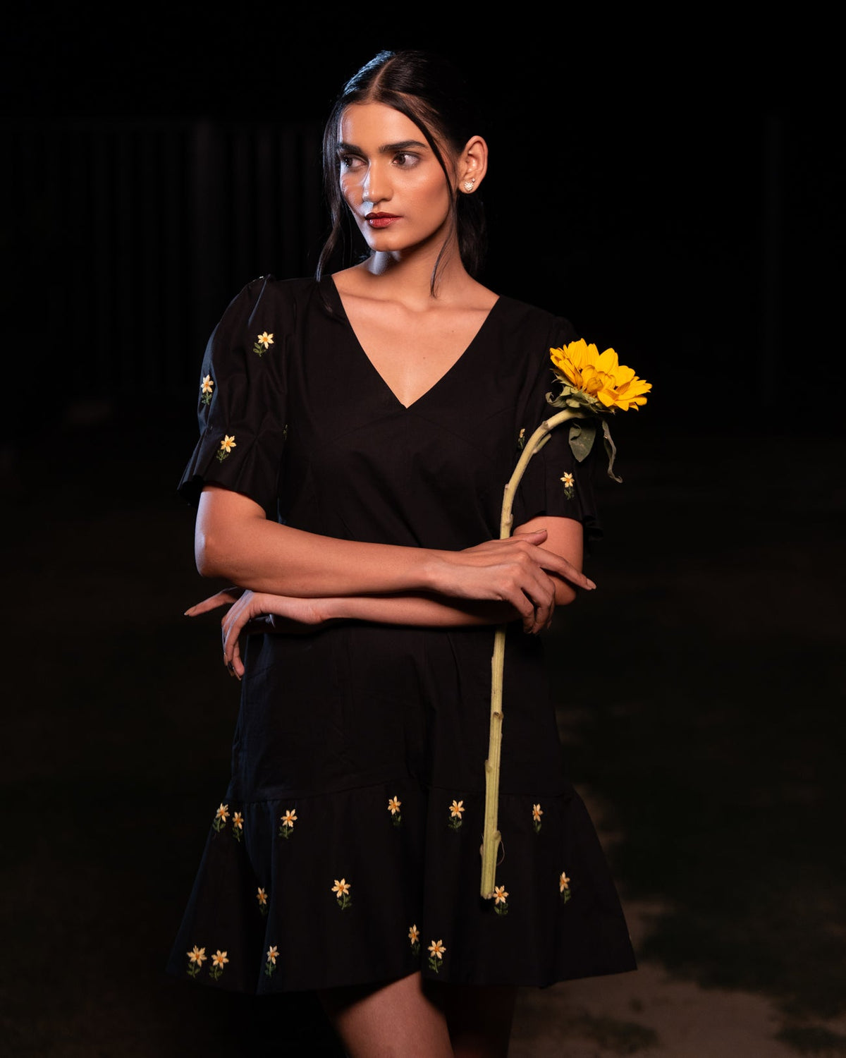 Rasika Hand-Embroidered Short Dress – hand-embroidered 100% cotton – RASRA MAI