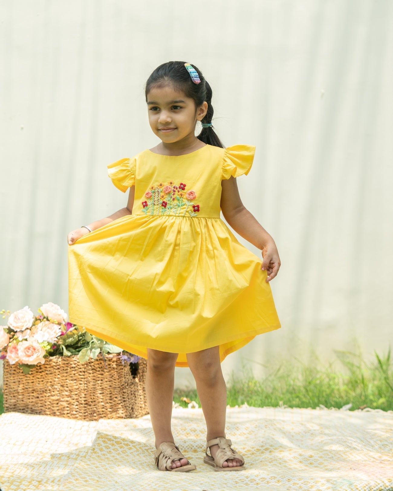 Neysa Hand-Embroidered Dress – hand-embroidered 100% cotton – RASRA MAI
