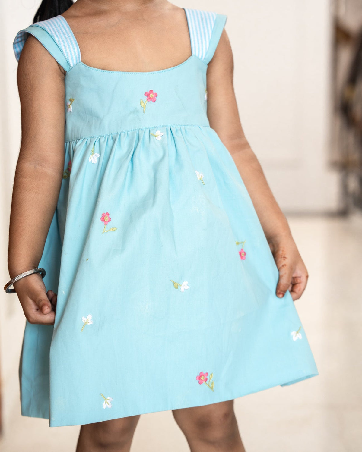 Lima Hand-Embroidered Dress – hand-embroidered 100% cotton – RASRA MAI