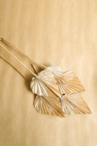 Golden Silver dual tone palm leaves - https://artecasa.in/