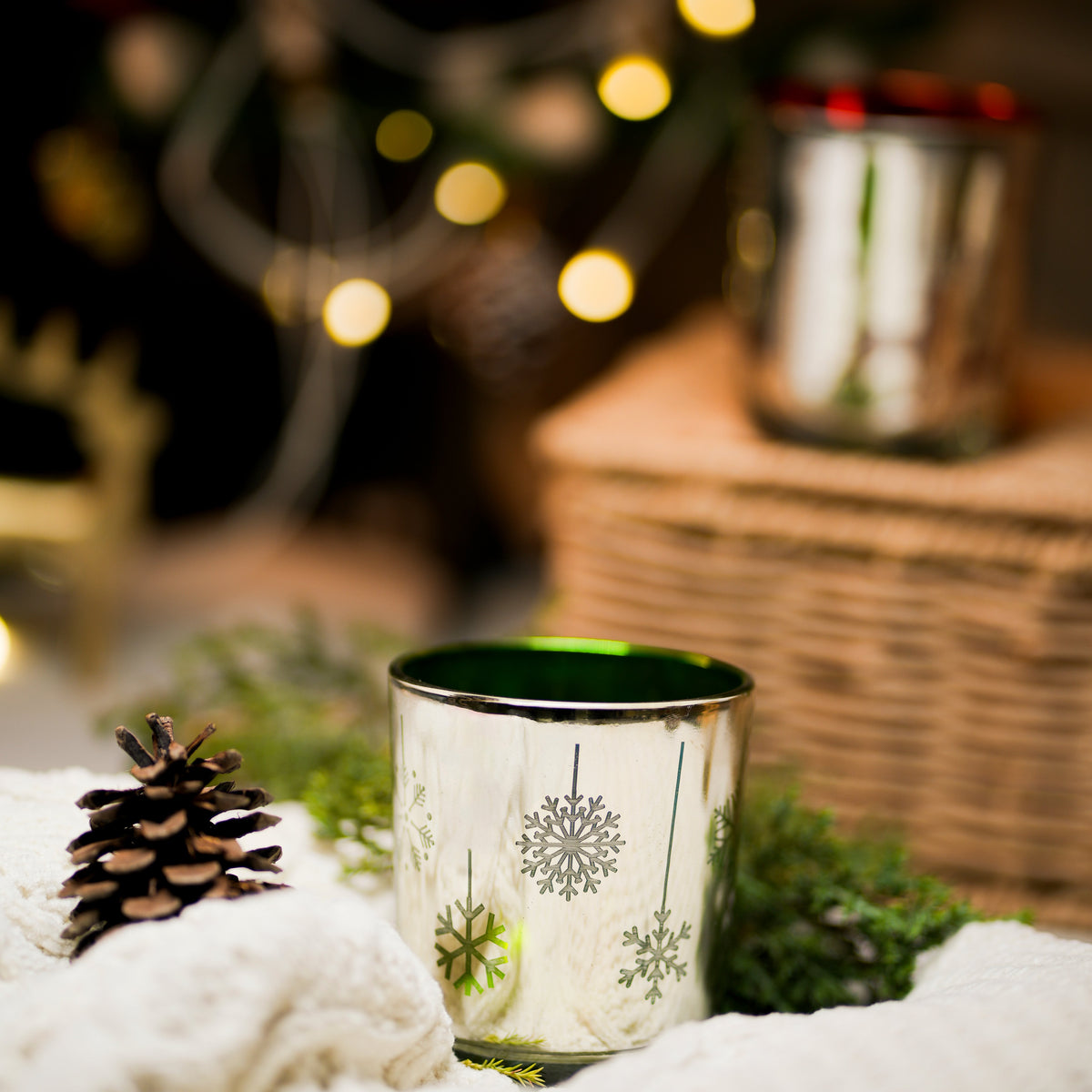 Snowflake Embossed Votive - https://artecasa.in/