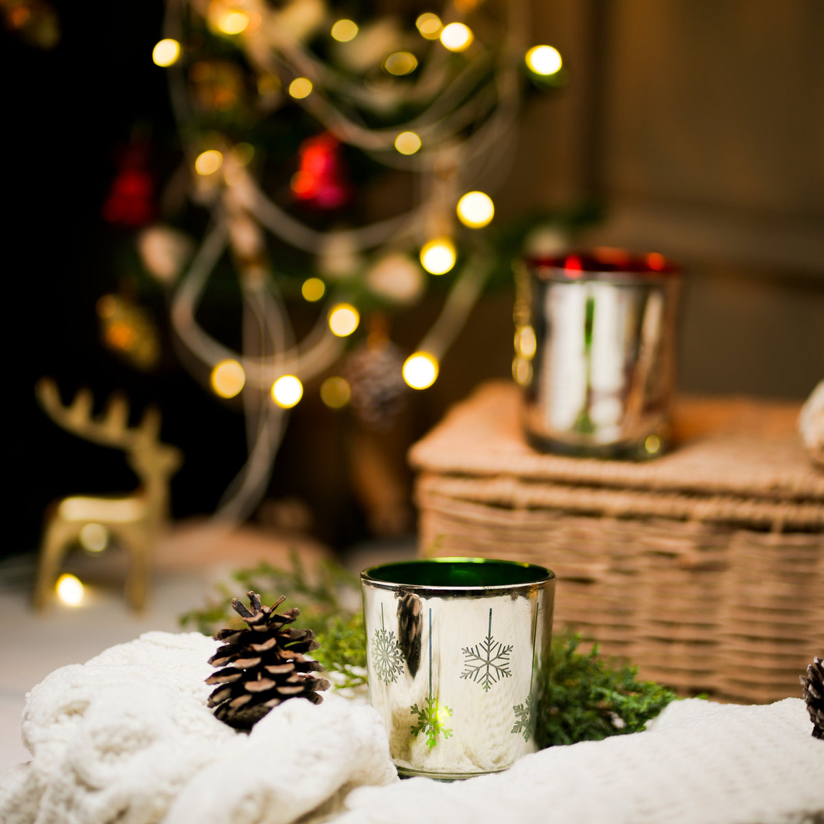 Snowflake Embossed Votive - https://artecasa.in/