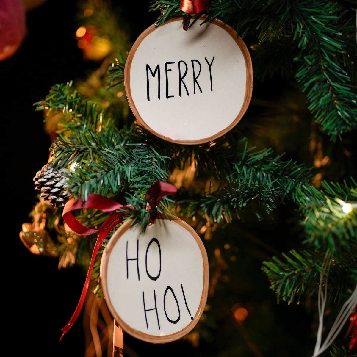 HO HO and Merry Festive ornaments - https://artecasa.in/