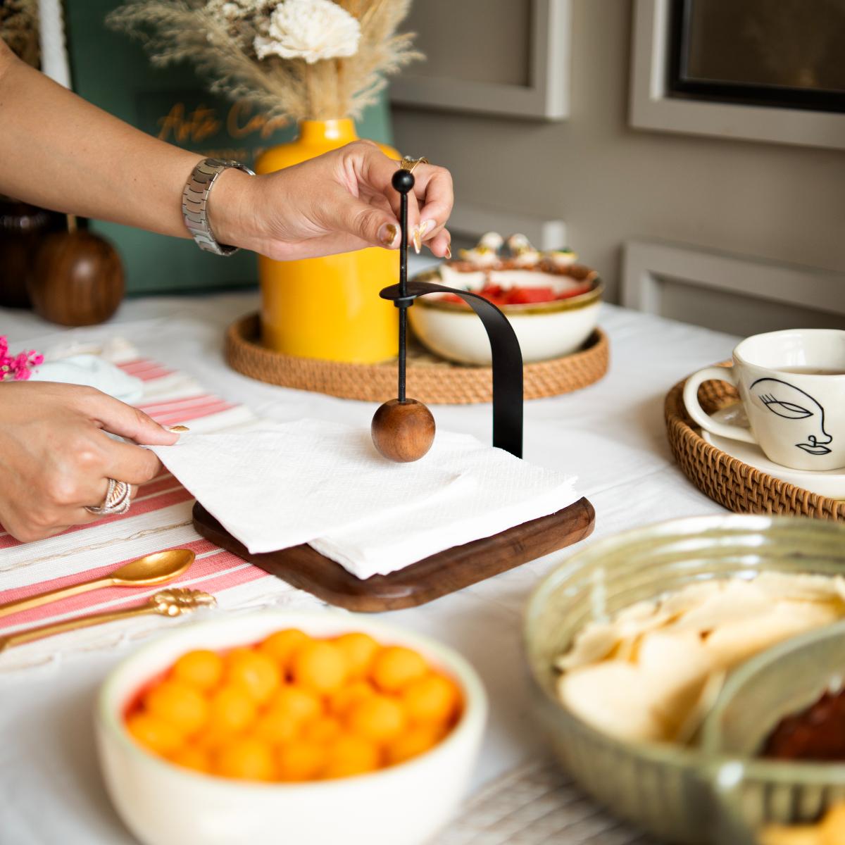 Warmth of wood tissue holder - https://artecasa.in/
