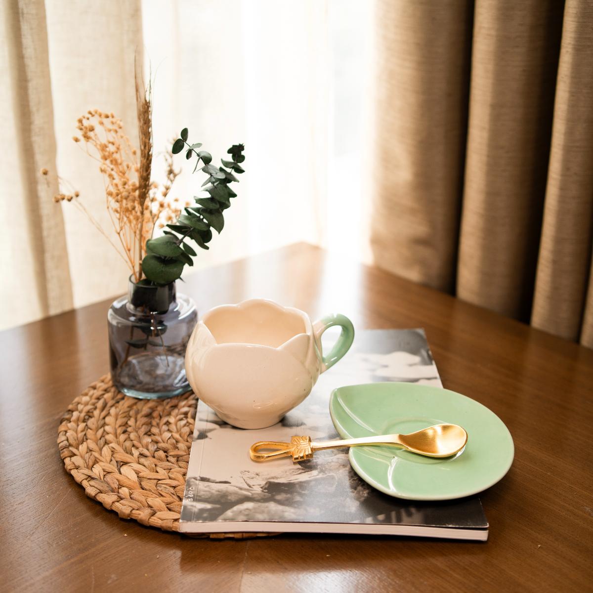 Tulip charm cup saucer-white - https://artecasa.in/