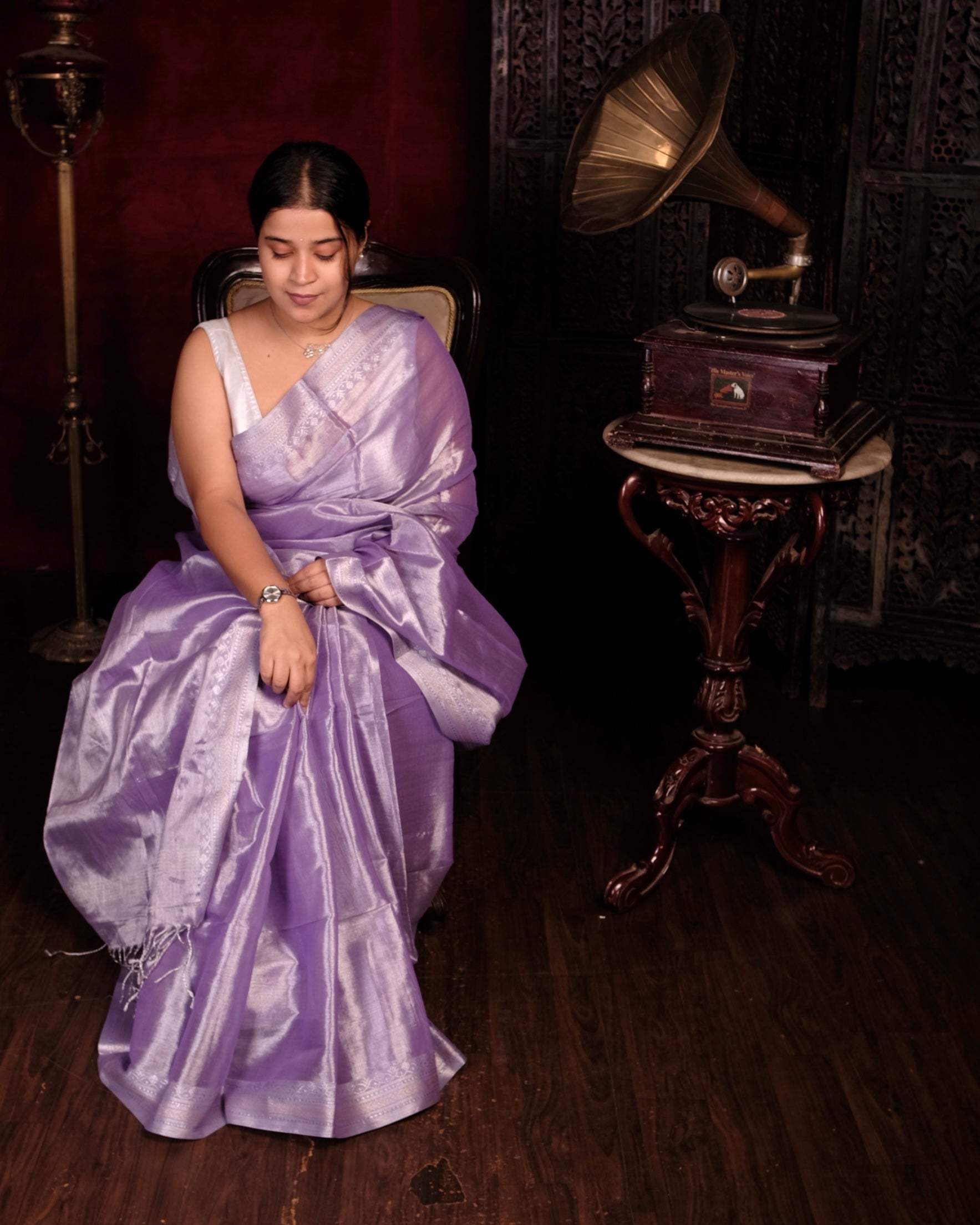 Shop Aame Khizaan Ka Khwaab saree in lavender tissue fabric with elegant border