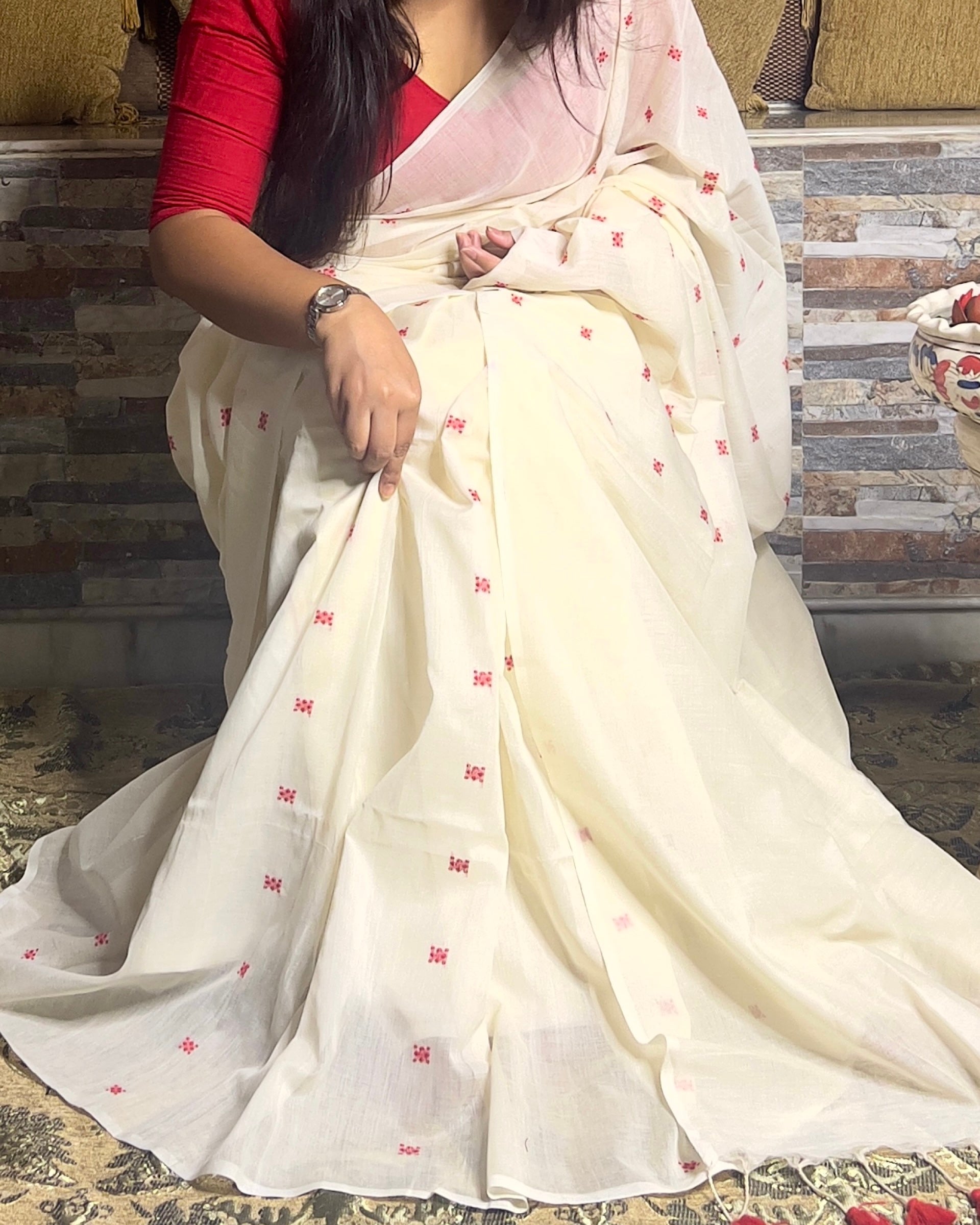 Soft and Comfortable Durga Puja Navaratri Red and White Handloom Cotton Saree Collection