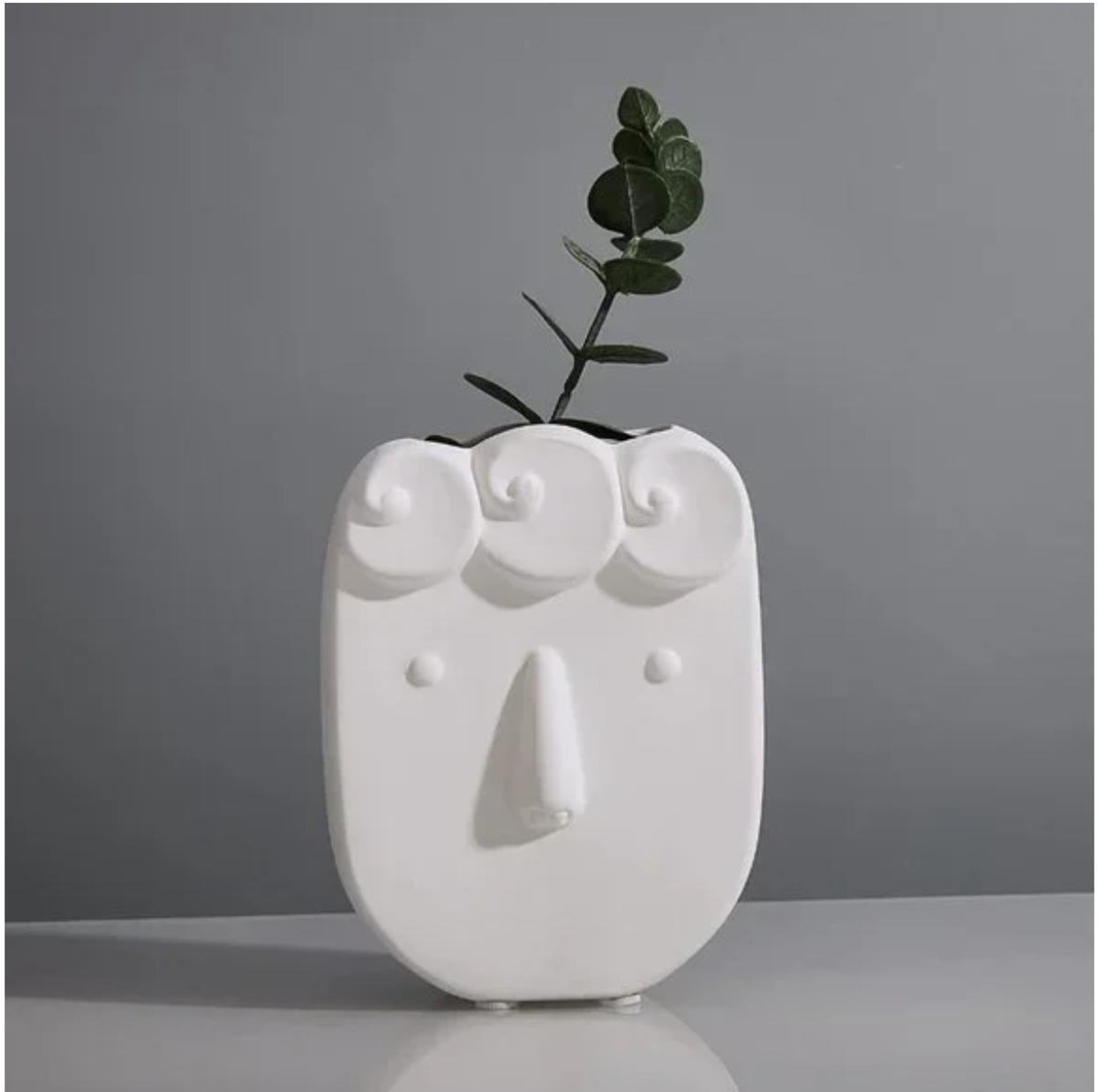 Sculpted Expression Vase-Small - https://artecasa.in/