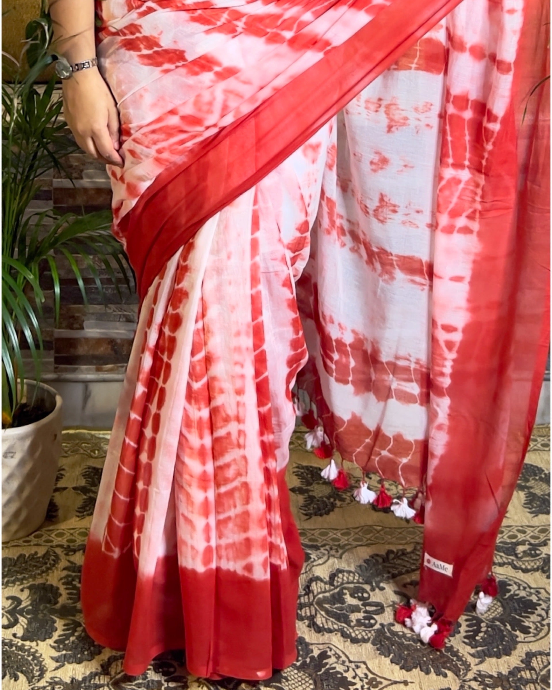 Soft and Comfortable Durga Puja Navaratri Red and White Mulmul Cotton Tie and Dye Shibori Saree Collection