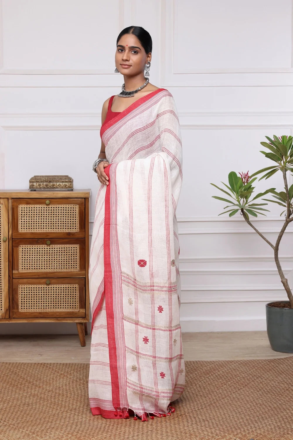 Handloom White & Red Pure Linen Saree-Sutra Art of Clothing