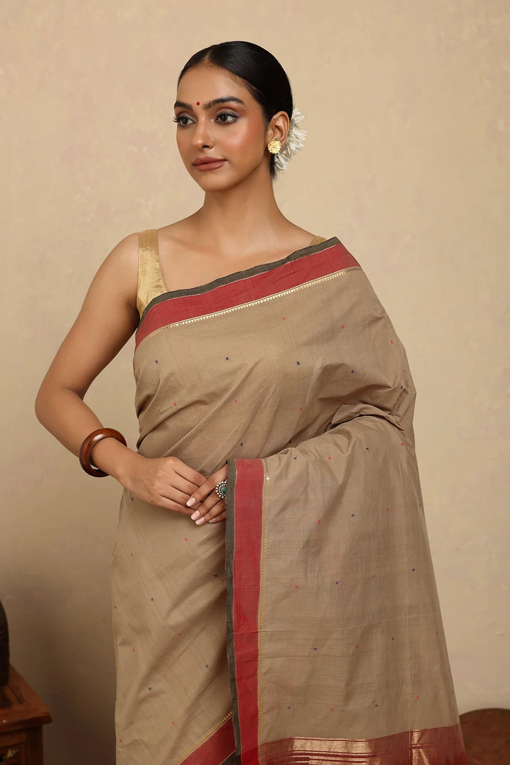 Handloom Biscuit Brown Kanchi Cotton Saree-Sutra Art of Clothing