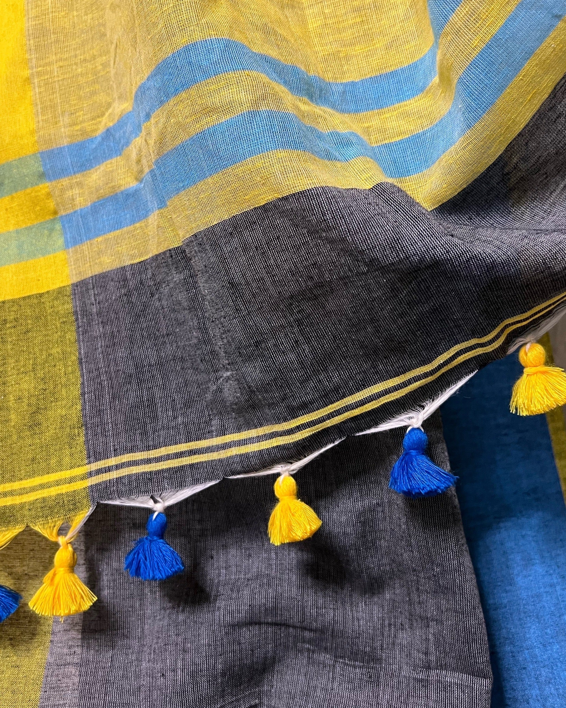 Grey-green -blue soft and comfortable Khadi cotton saree 