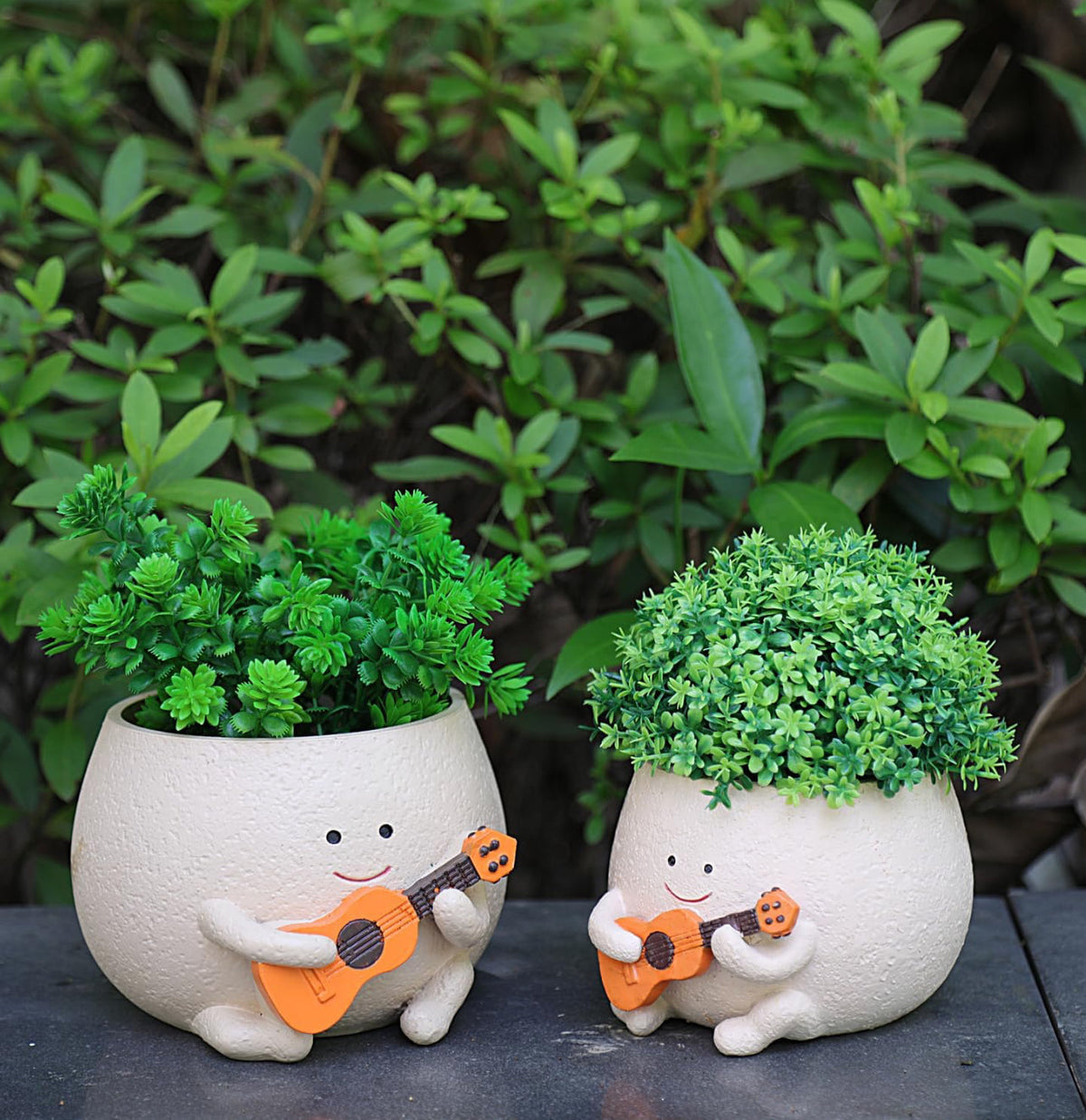 The Jazzy Planter - https://artecasa.in/