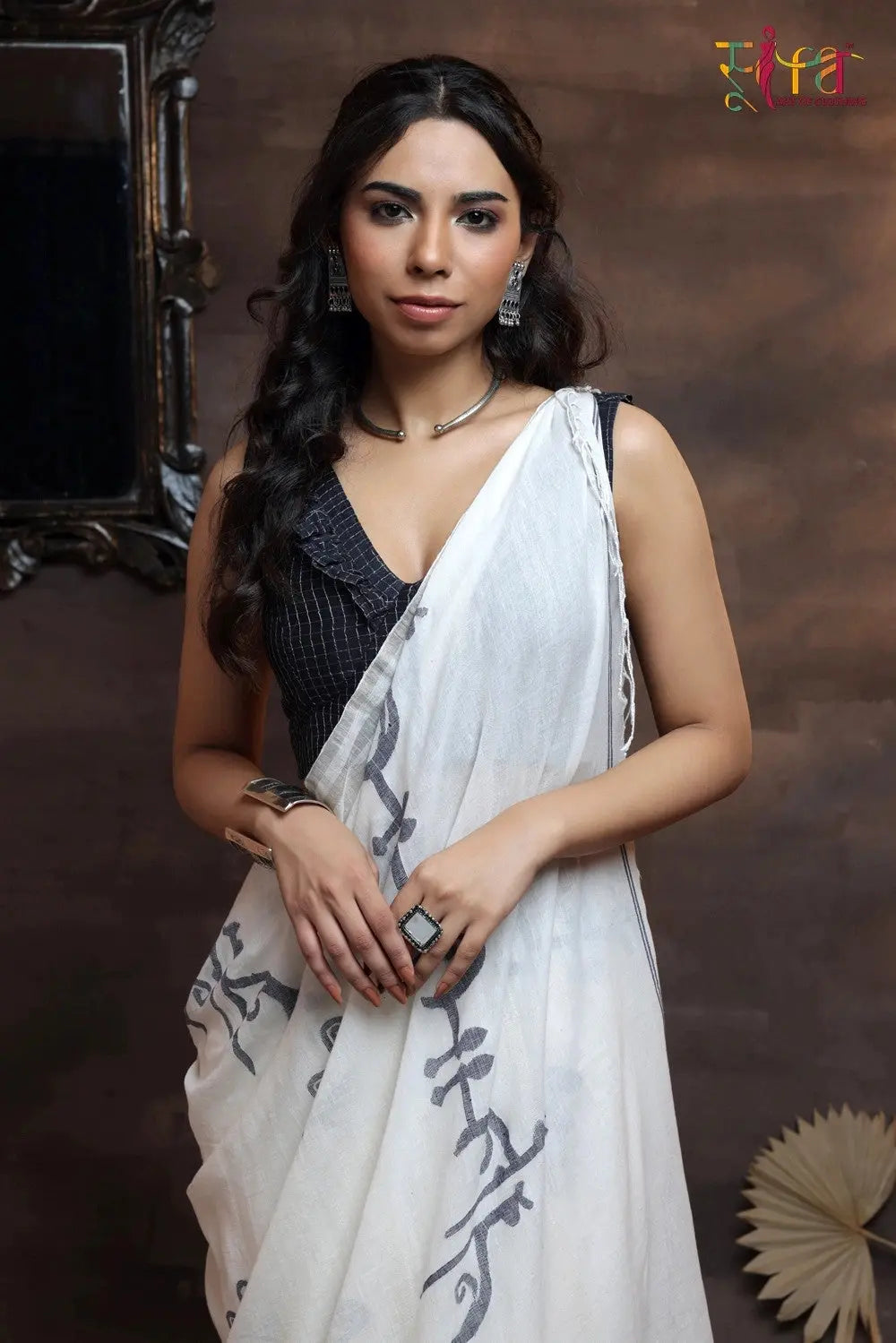 Shringarik-Black Blouse-Sutra Art of Clothing