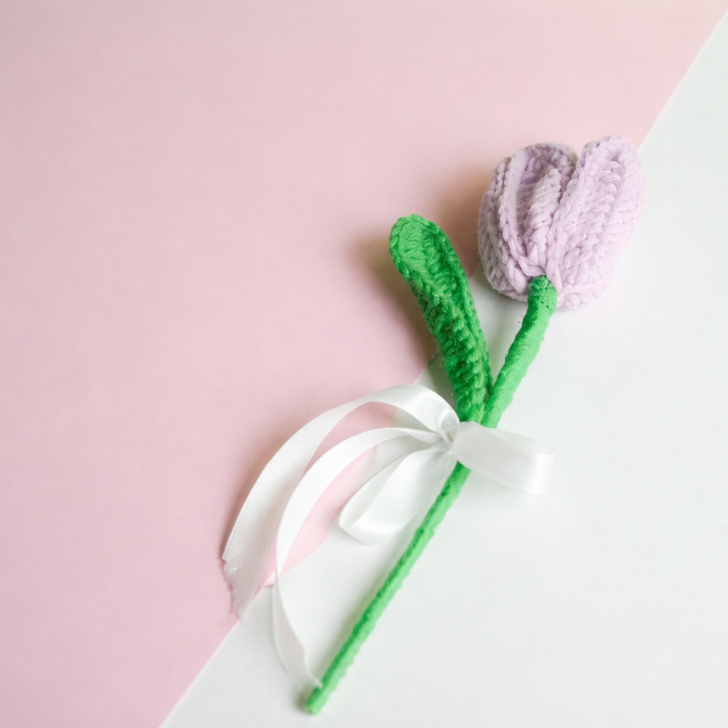 handcrafted light purple tulip crochet flower decor by artecasa