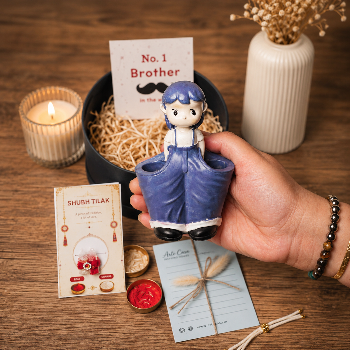 Office Hero Rakhi Gift Hamper | Premium Raksha Bandhan Gift Box - https://artecasa.in/