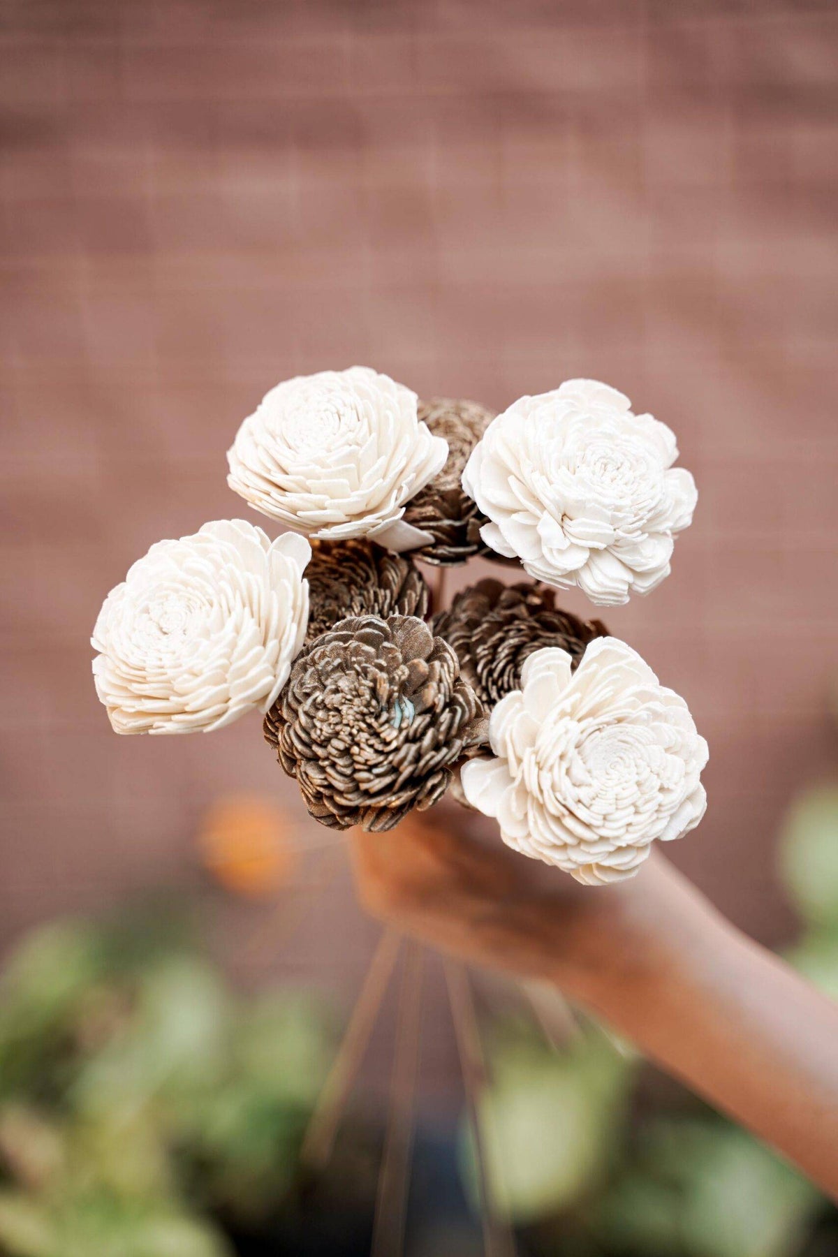 Sola Flower-Golden White - https://artecasa.in/