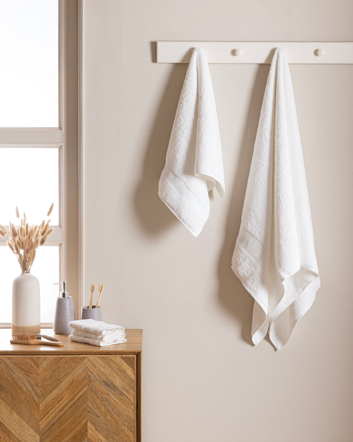 White - Quintessential Towel Set of 4 - Texaura