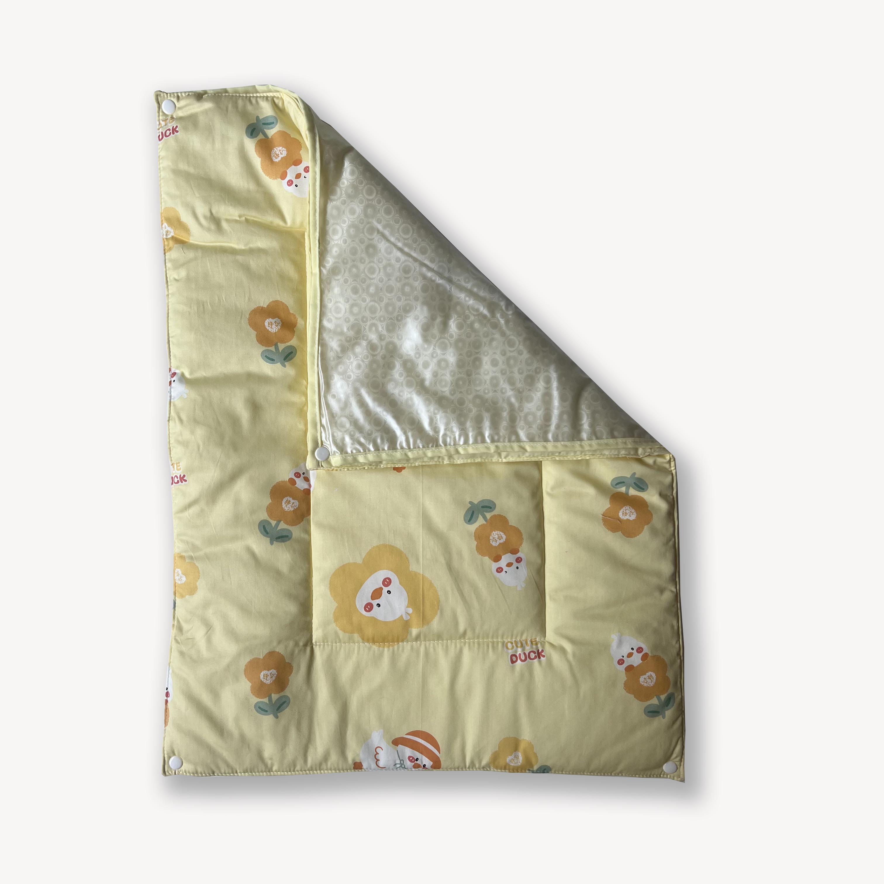 Quack-a-Doodle - Re-usable diaper changing mat - Yellow - Oranges and Lemons