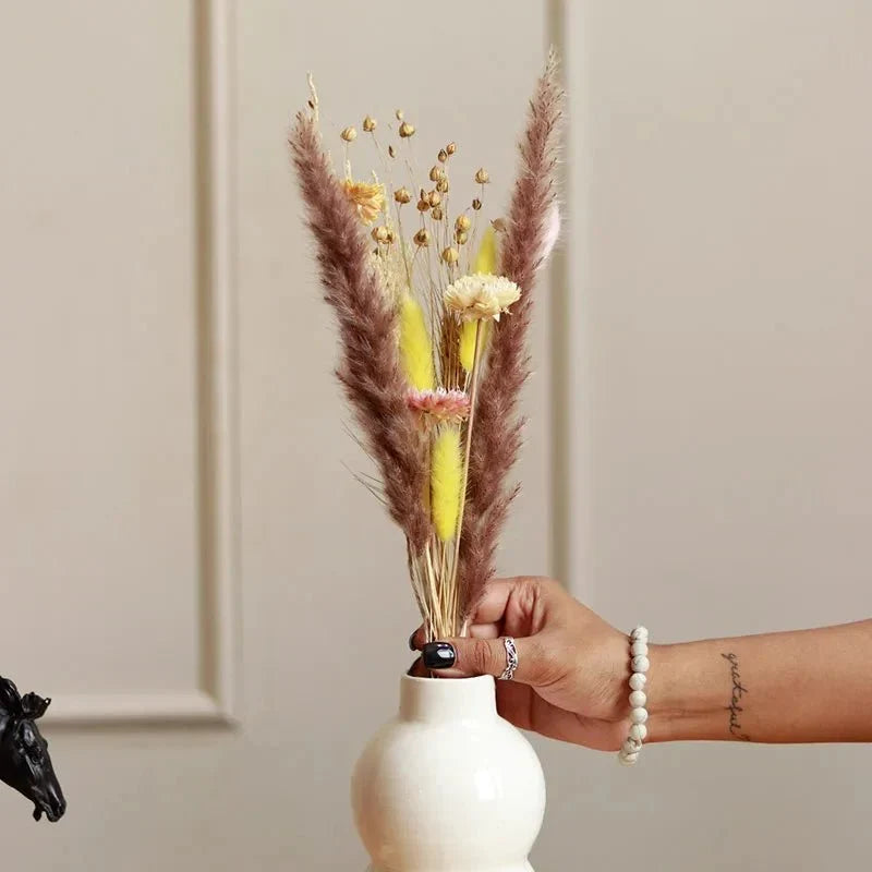 Aira Dried Flower Bunch for Vase Decor and Home Styling