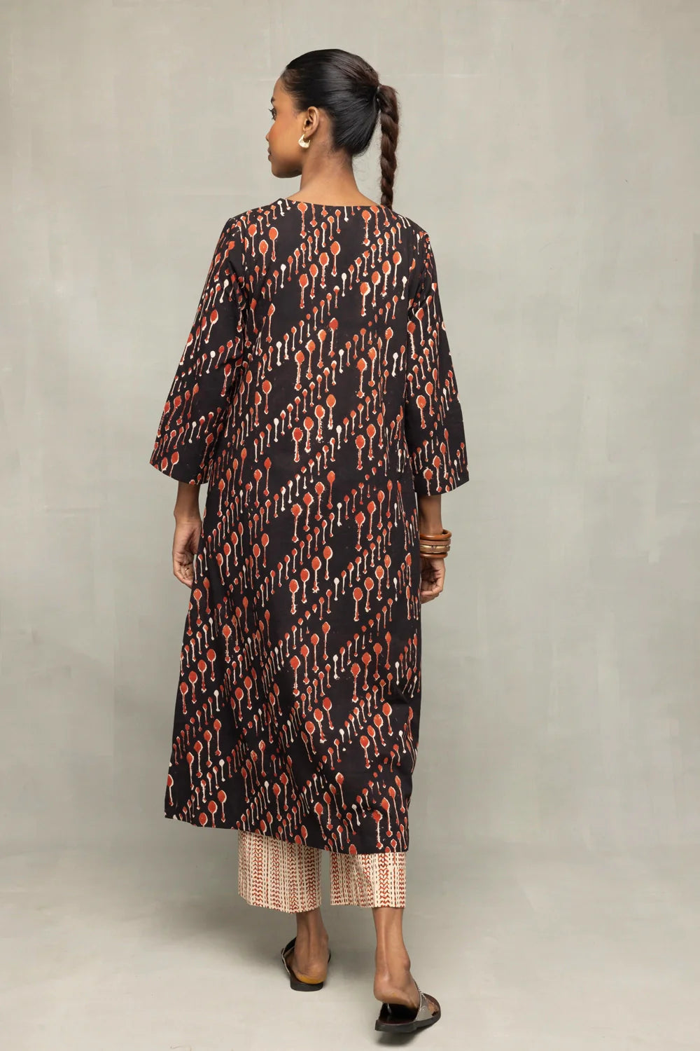 Back View of Ebony Crimson Bagru Hand Block Print Kurta Set