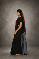 Border detail of black polka pure cotton Jamdani saree