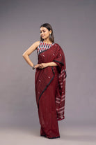 Close Up of Jamdani Weave on Wine Handloom Mulmul Saree