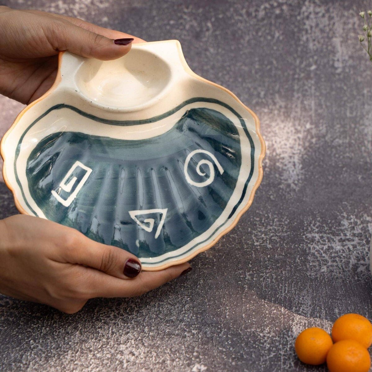 Coastal shell platter - https://artecasa.in/