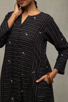 Handcrafted Black Jamdani Co-ord Set with Shimmery Bronze Silver Motifs