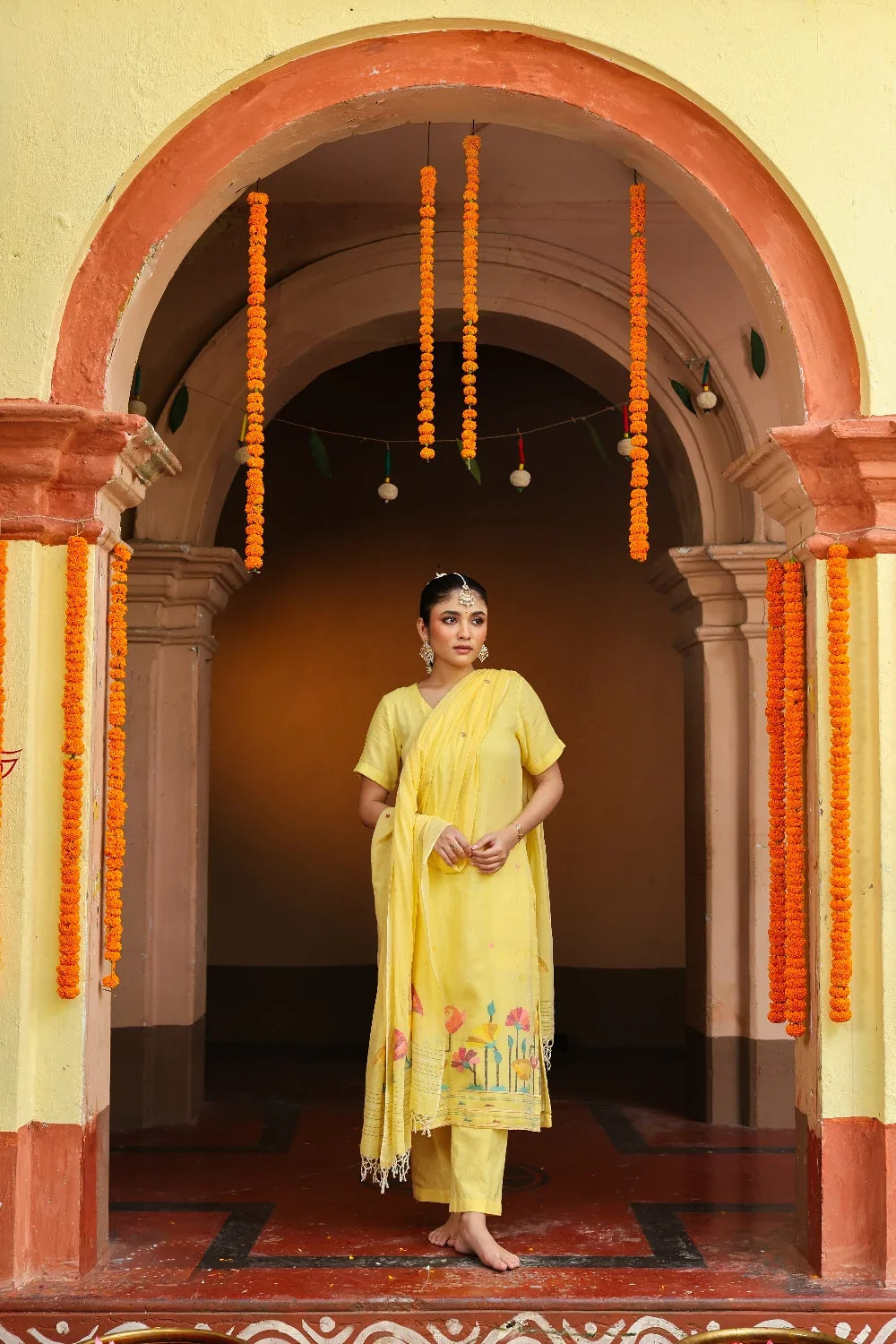 Handwoven Yellow Pure Cotton Jamdani Kurta Set with Traditional Motifs and Dupatta