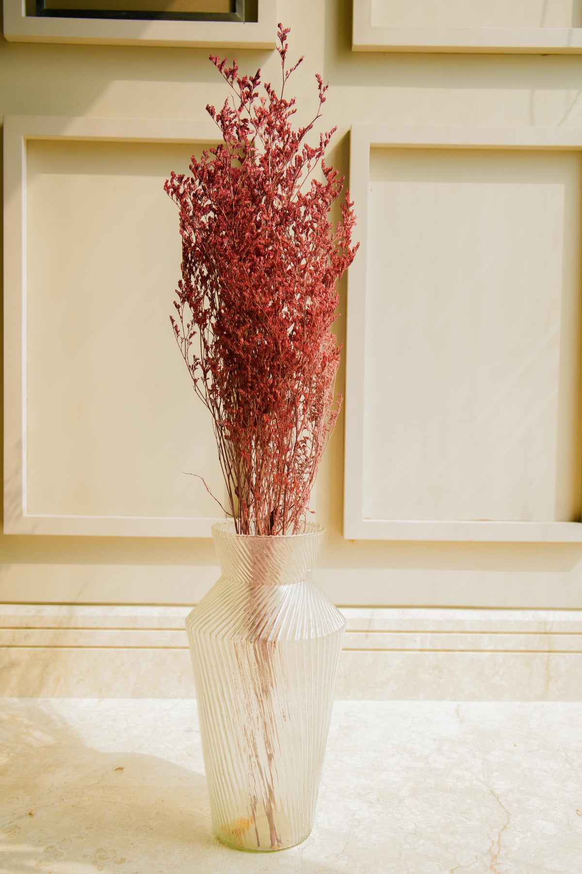 Red Limonium Dried Flower Bunch in Decorative Vase