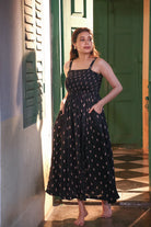 Versatile Black Cotton Maxi Dress for Casual and Weekend Wear
